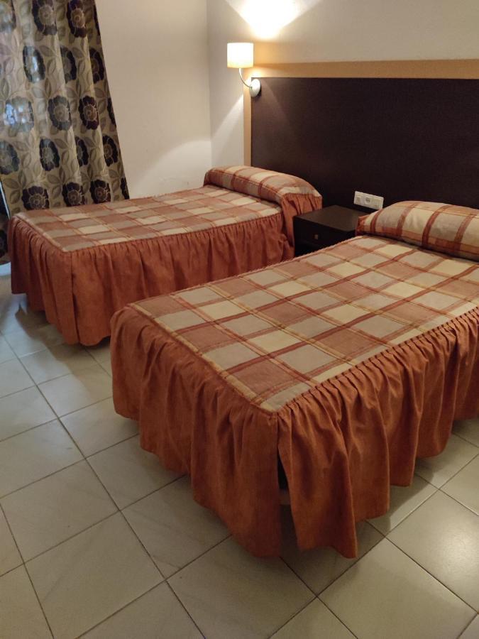 Hotel Cervantes Badajoz Buitenkant foto
